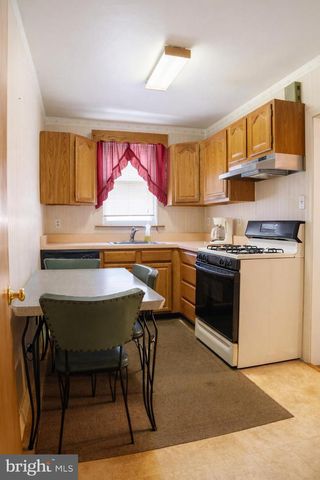 203 E HOWELL ST, Philadelphia, PA 19120