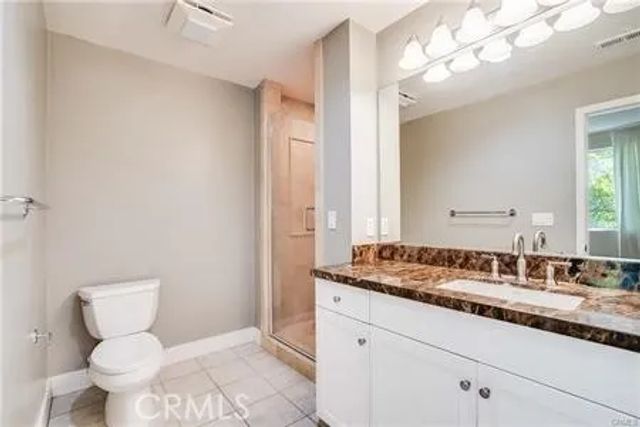 6300 Honolulu 205, La Crescenta, CA 91214