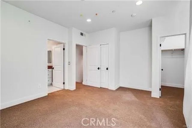 6300 Honolulu 205, La Crescenta, CA 91214