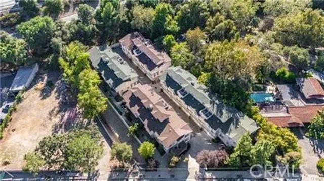 6300 Honolulu 205, La Crescenta, CA 91214