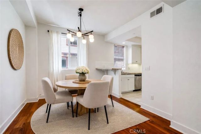 6300 Honolulu 205, La Crescenta, CA 91214