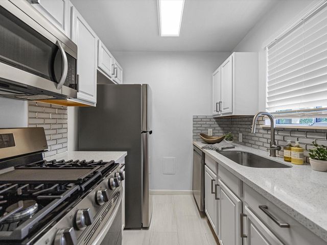 210 Emerson Street 7, Houston, TX 77006