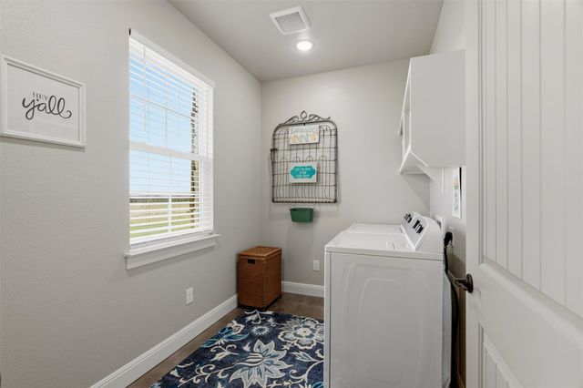 1000 Apache TRL, Rockdale, TX 76567