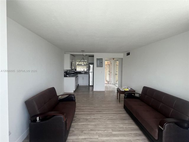 2780 N Pine Island Rd 205, Sunrise, FL 33322