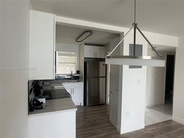 2780 N Pine Island Rd 205, Sunrise, FL 33322