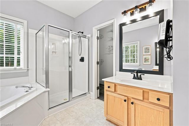 6025 Habersham Drive, Kernersville, NC 27284