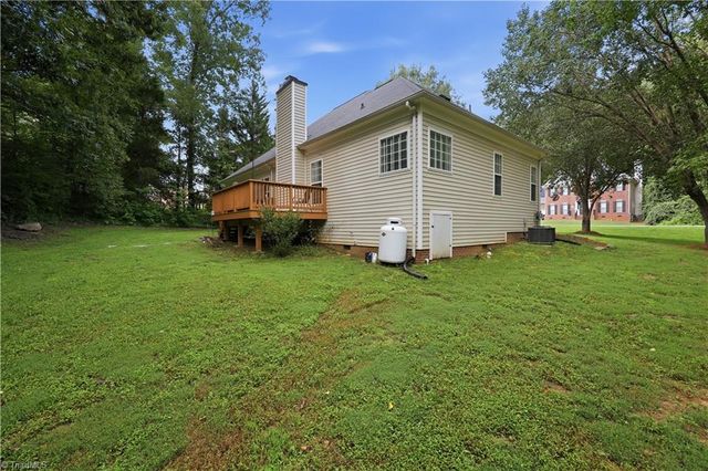6025 Habersham Drive, Kernersville, NC 27284