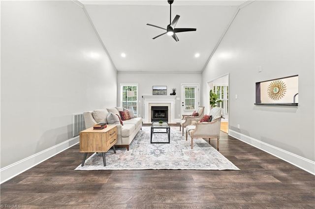 6025 Habersham Drive, Kernersville, NC 27284