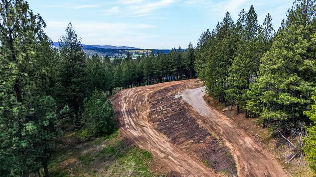 22829 E Red Feather Ln, Liberty Lake, WA 99019