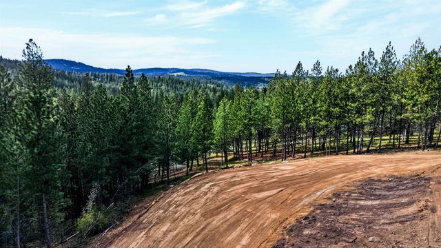 22829 E Red Feather Ln, Liberty Lake, WA 99019