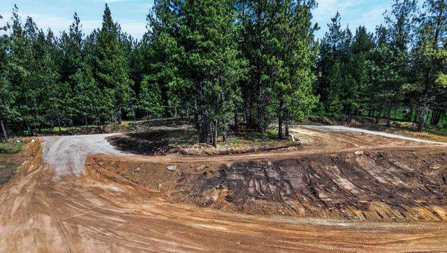 22829 E Red Feather Ln, Liberty Lake, WA 99019
