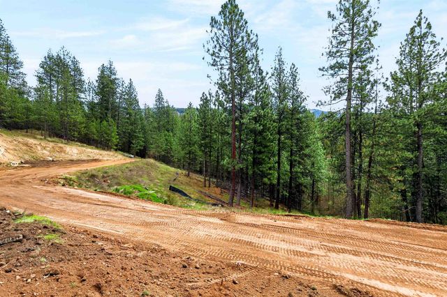 22829 E Red Feather Ln, Liberty Lake, WA 99019