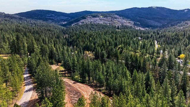 22829 E Red Feather Ln, Liberty Lake, WA 99019