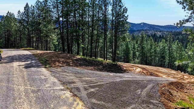 22829 E Red Feather Ln, Liberty Lake, WA 99019