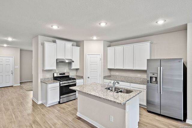 5103 Topaz Bend, San Antonio, TX 78263