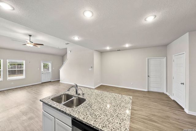 5103 Topaz Bend, San Antonio, TX 78263