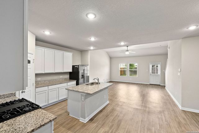 5103 Topaz Bend, San Antonio, TX 78263