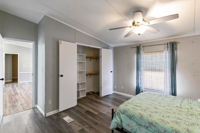 313 Hogan Lane, Whitesboro, TX 76273