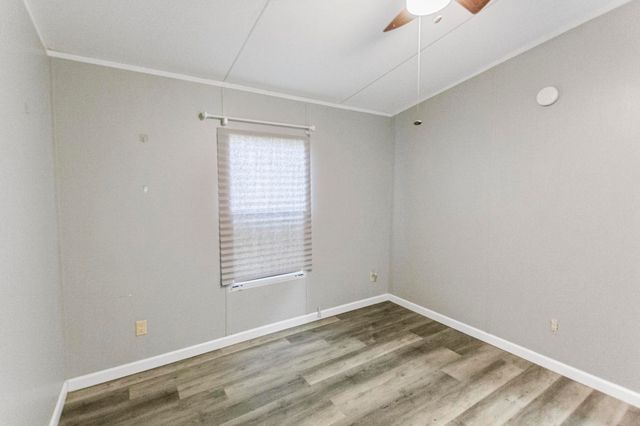 313 Hogan Lane, Whitesboro, TX 76273