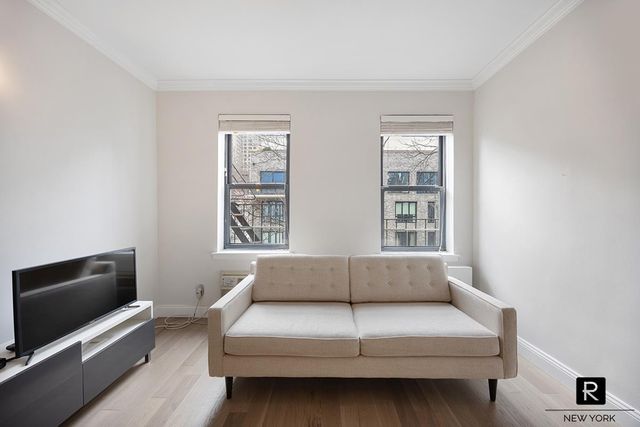 330 E 83rd St Apt 5C, New York City, NY 10028