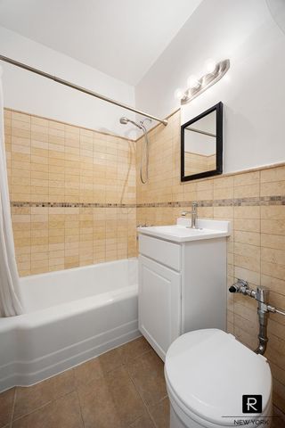 330 E 83rd St Apt 5C, New York City, NY 10028