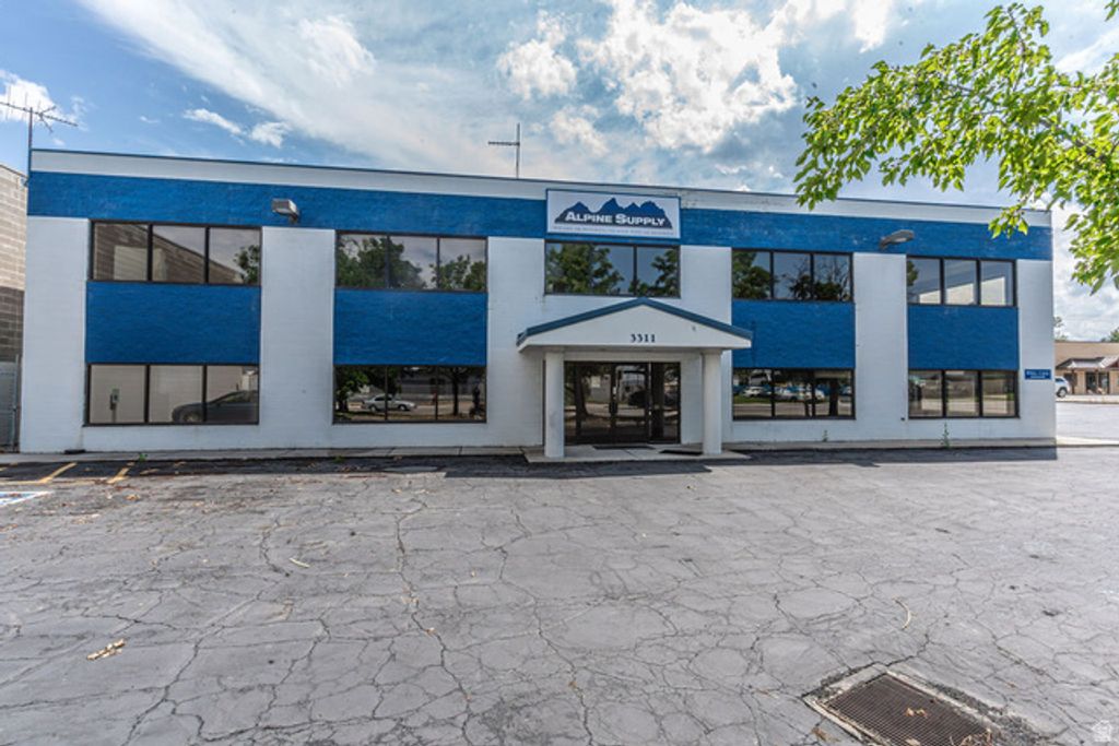 3311 W PARKWAY BLVD, West Valley City, UT 84119 — exterior