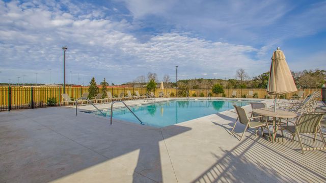 322 Callie Drive, Crestview, FL 32536