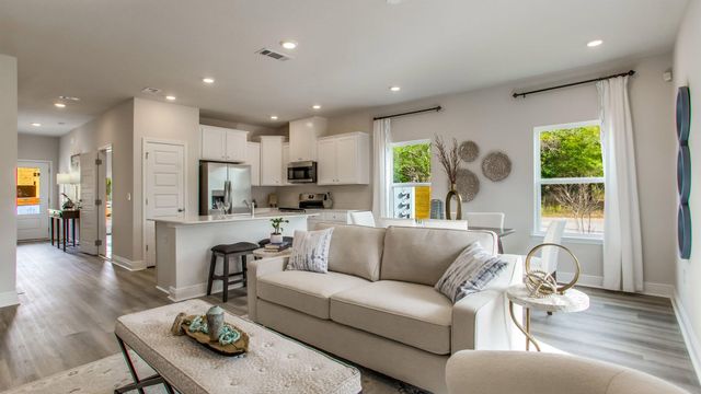 322 Callie Drive, Crestview, FL 32536