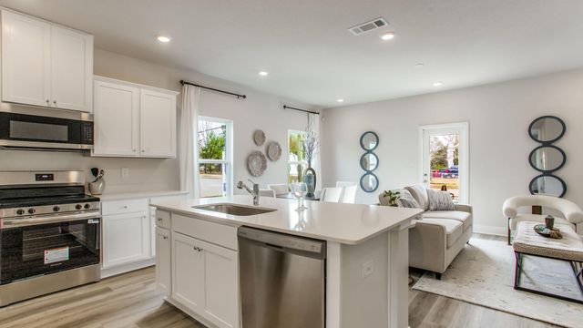 322 Callie Drive, Crestview, FL 32536