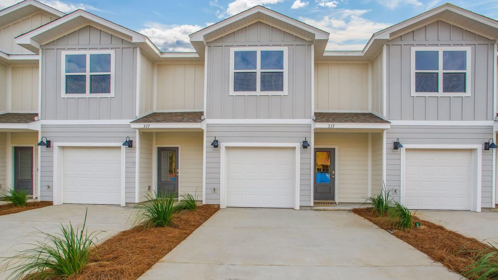 322 Callie Drive, Crestview, FL 32536