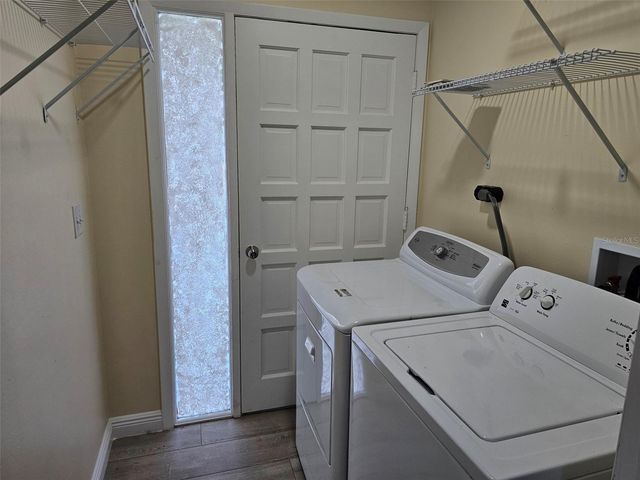 3304 MCDILL ROAD, Bradenton, FL 34207