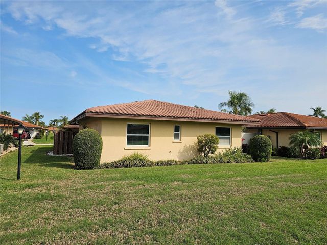 3304 MCDILL ROAD, Bradenton, FL 34207