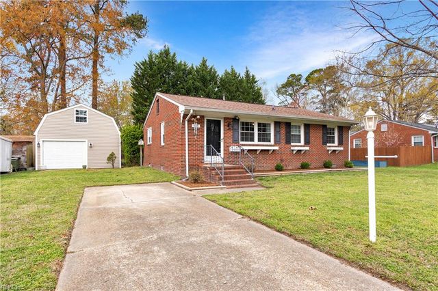 615 Page DR, Hampton, VA 23669
