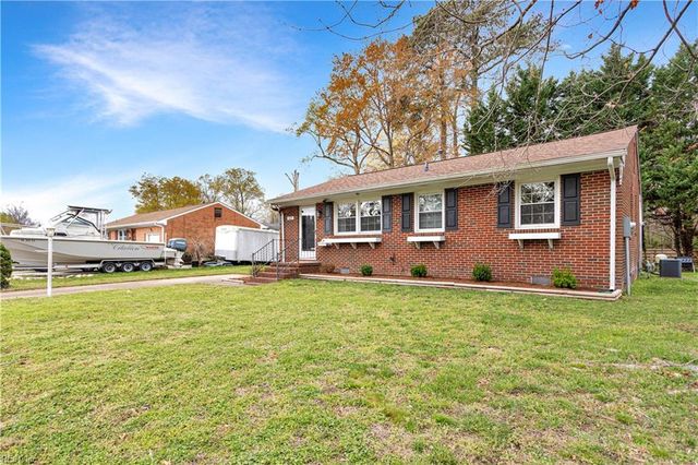 615 Page DR, Hampton, VA 23669