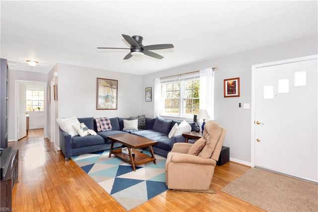 615 Page DR, Hampton, VA 23669