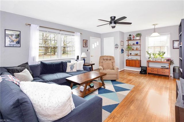 615 Page DR, Hampton, VA 23669