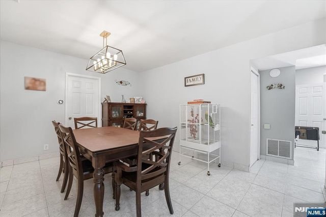 2 6th Street, Ridgefield Park, NJ 07660