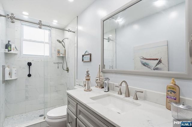 2 6th Street, Ridgefield Park, NJ 07660