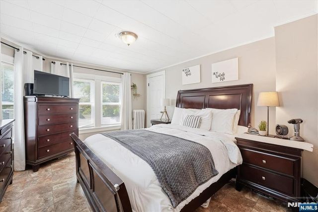2 6th Street, Ridgefield Park, NJ 07660