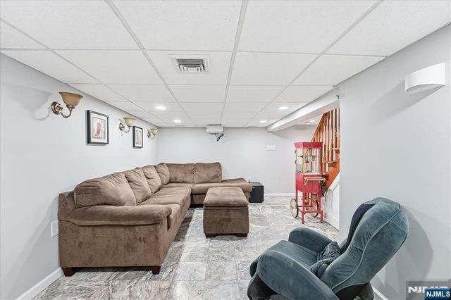2 6th Street, Ridgefield Park, NJ 07660