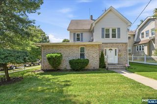 2 6th Street, Ridgefield Park, NJ 07660