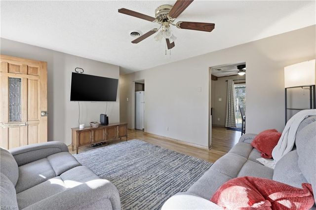 2912 Cessna DR, Virginia Beach, VA 23452