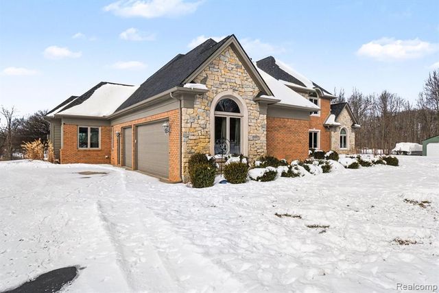 3880 Olde Farm Lane, Ortonville, MI 48462