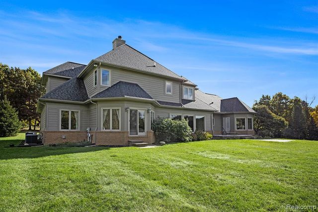 3880 Olde Farm Lane, Ortonville, MI 48462
