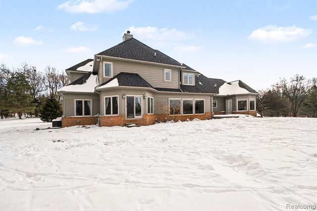 3880 Olde Farm Lane, Ortonville, MI 48462