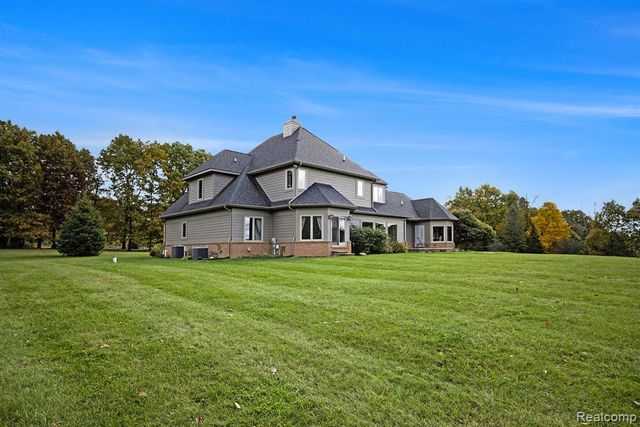 3880 Olde Farm Lane, Ortonville, MI 48462