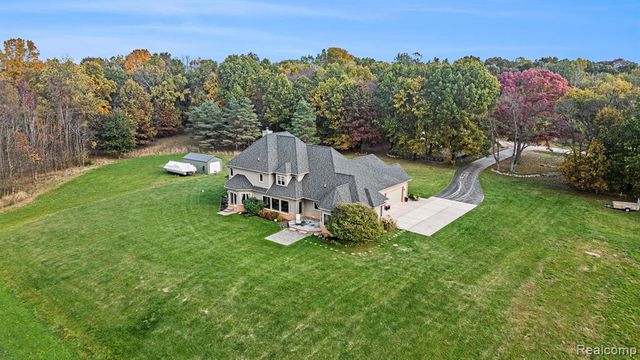 3880 Olde Farm Lane, Ortonville, MI 48462