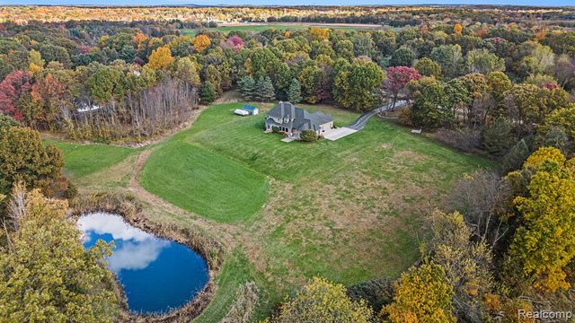 3880 Olde Farm Lane, Ortonville, MI 48462