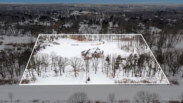 3880 Olde Farm Lane, Ortonville, MI 48462