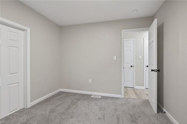 1633 Rolfe PL, Newport News, VA 23607